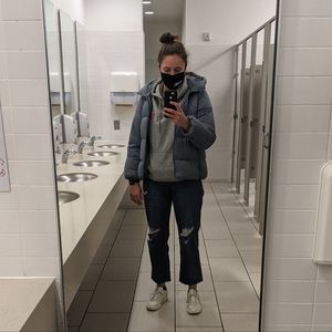 Universal thread size 6 blue jeans